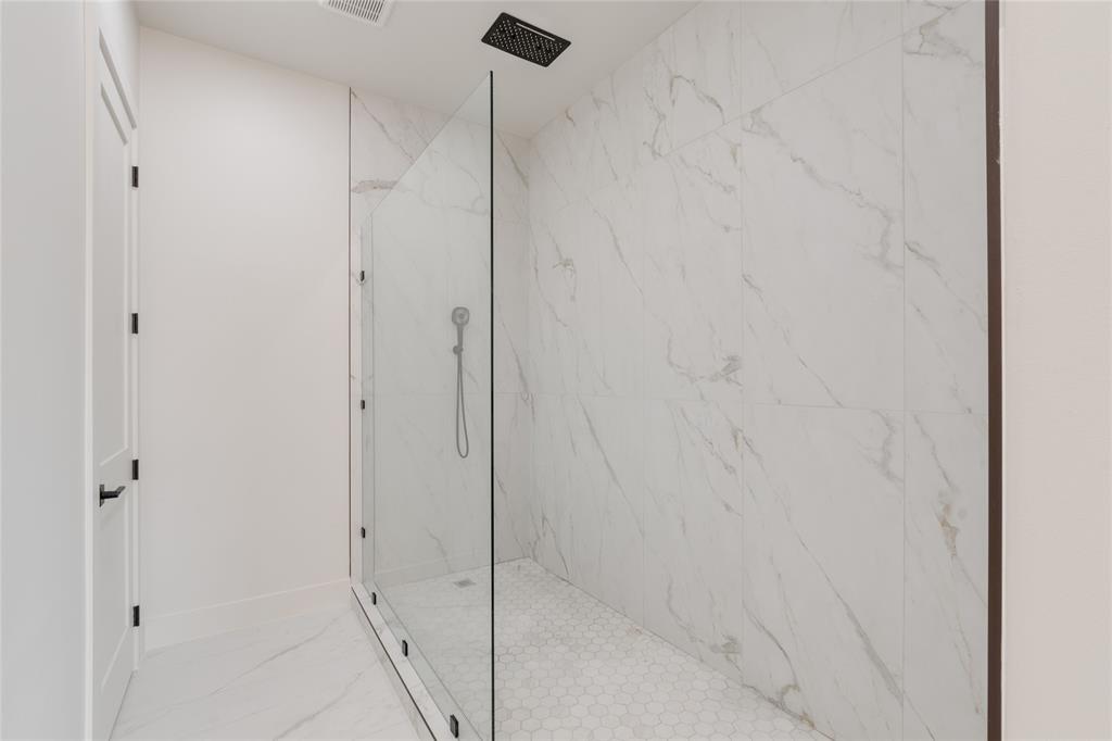 436 Whispering Way Property Photo 20