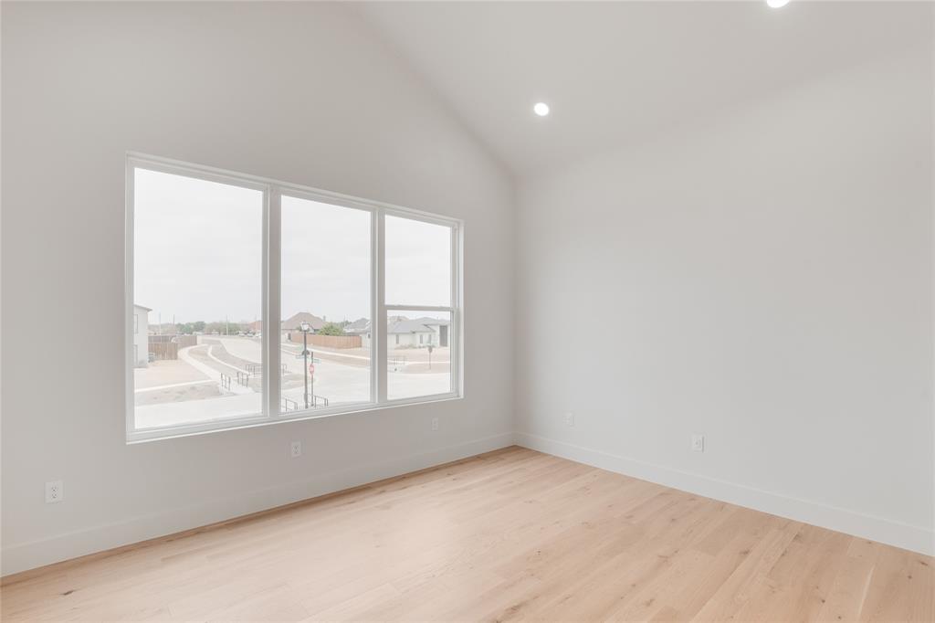 436 Whispering Way Property Photo 30