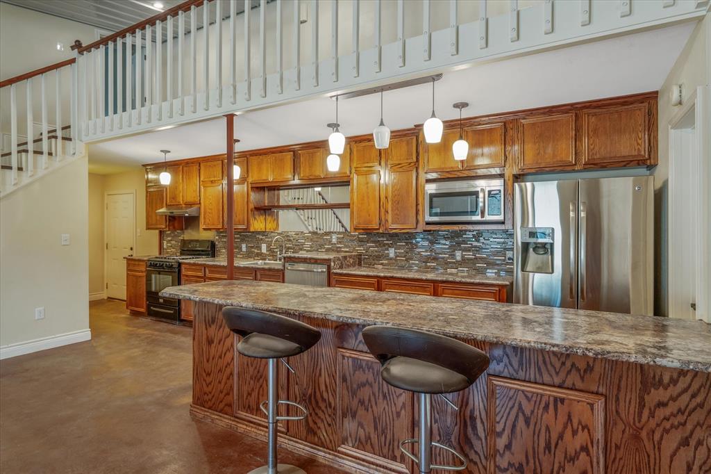 1070 Piney Grove Property Photo 12