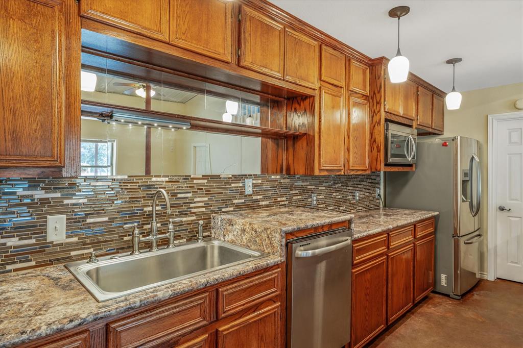 1070 Piney Grove Property Photo 13