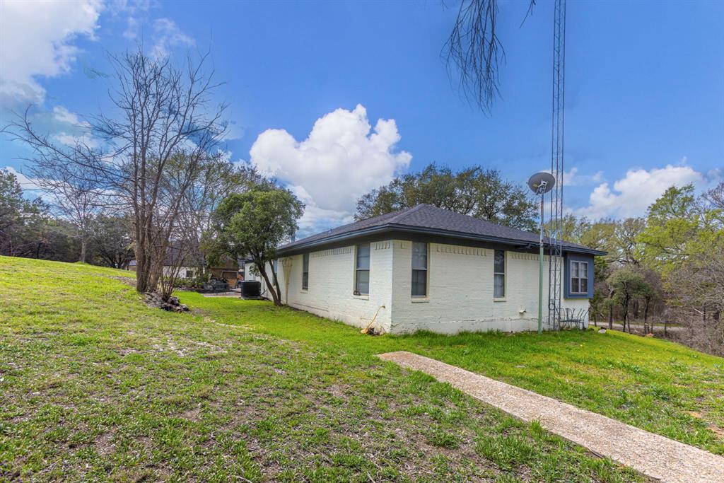 173 Bosque Bend Lane Property Photo 31