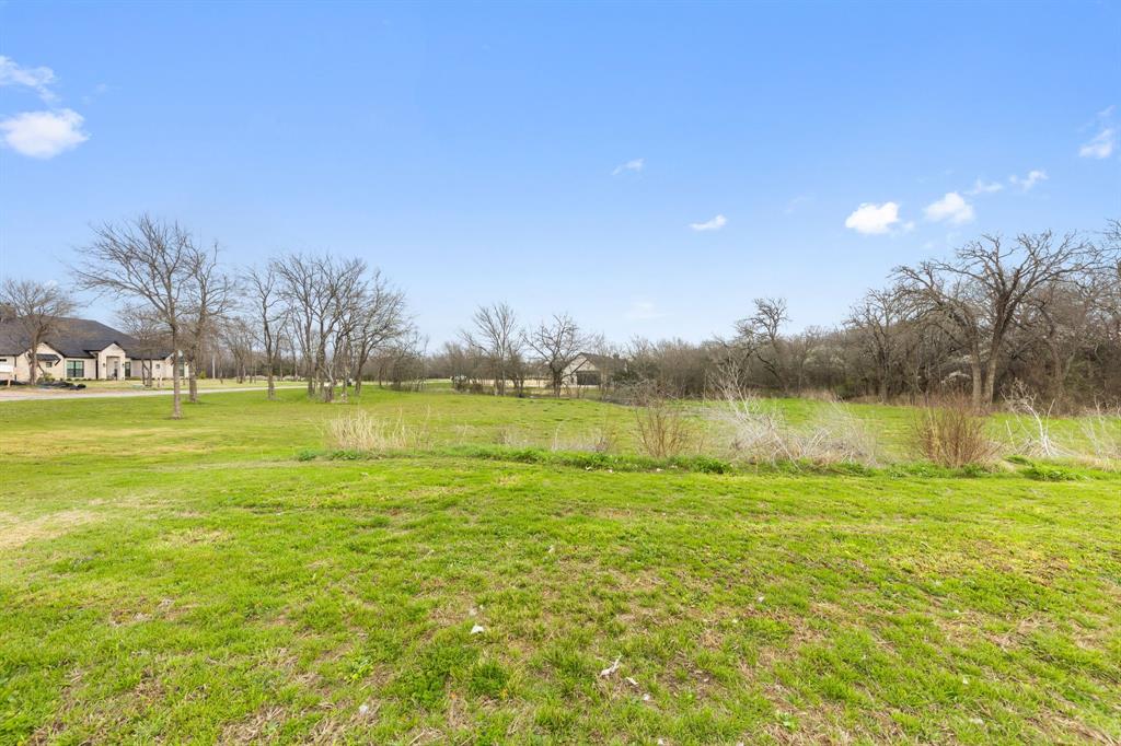 4089 Weeping Oak Property Photo 1