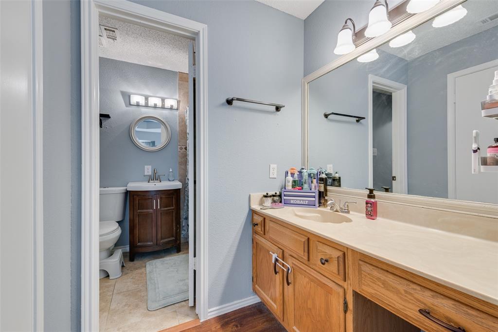 1144 Morningside Court Property Photo 8