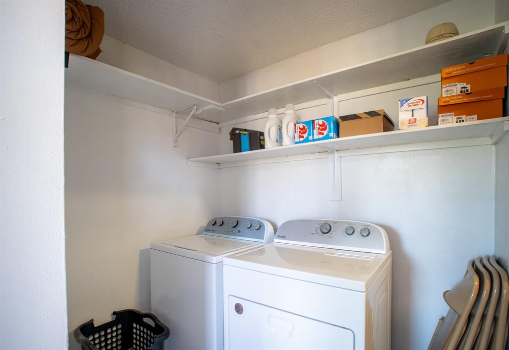108 S Avenue C Property Photo 20