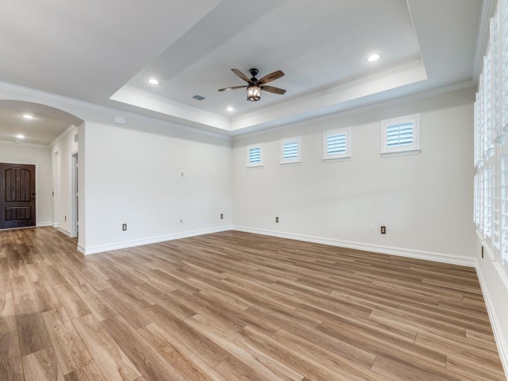 308 Sleepy Willow Lane Property Photo 15