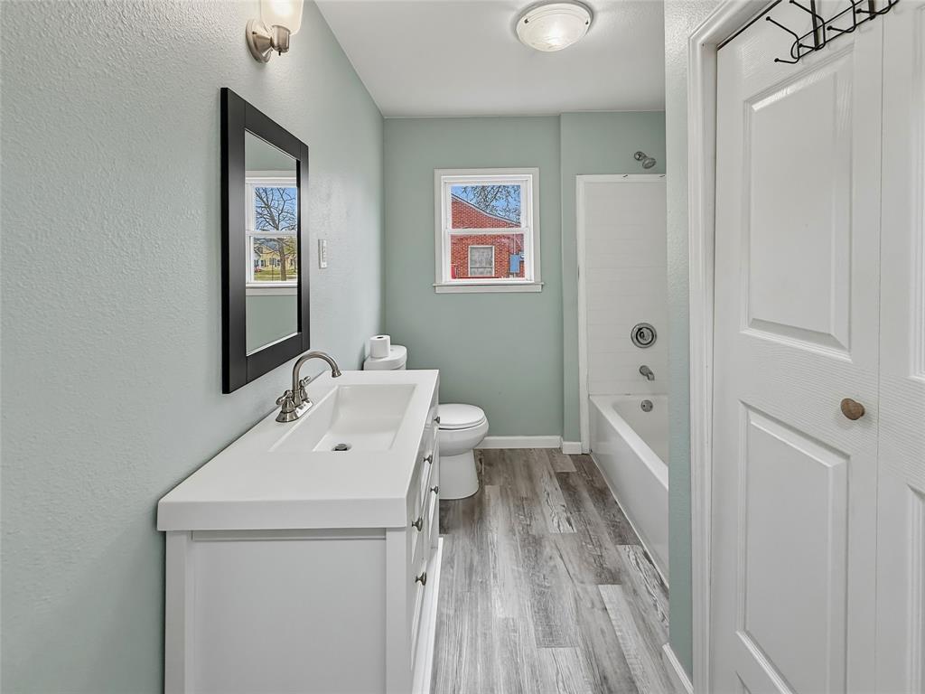304 Texas Street Property Photo 27