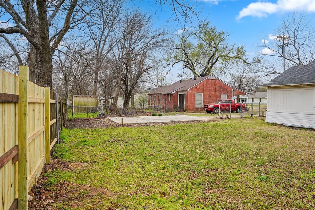 304 Texas Street Property Photo 33