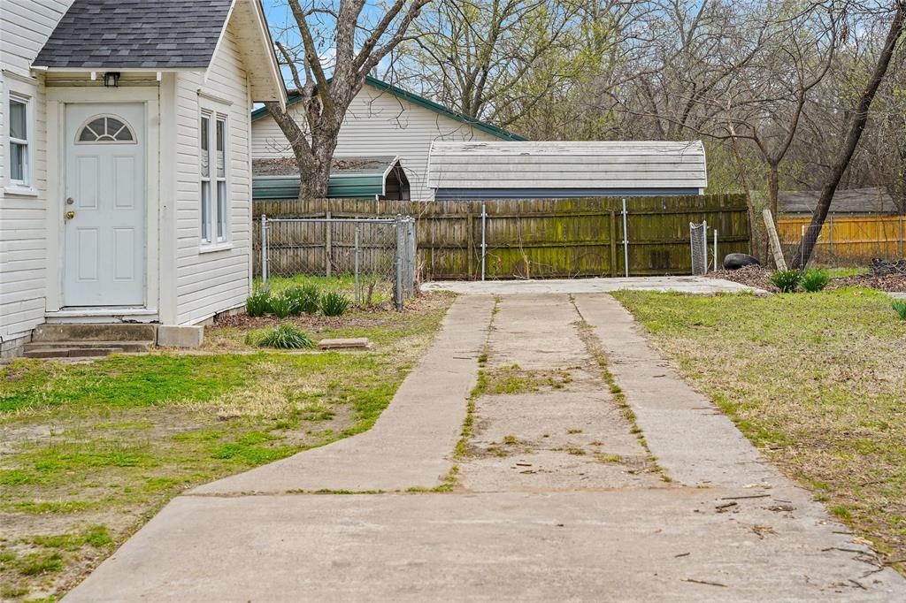 304 Texas Street Property Photo 34