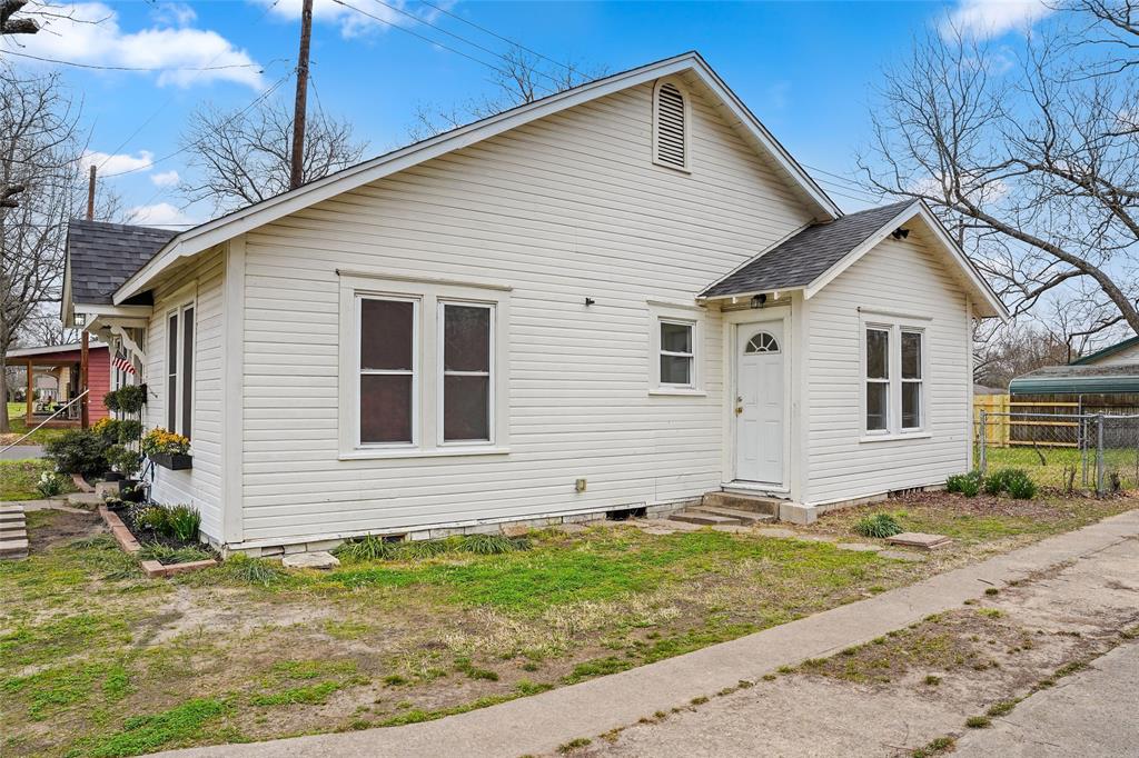 304 Texas Street Property Photo 35