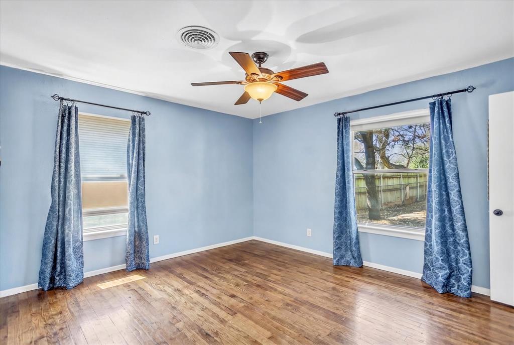 709 Hurstview Drive Property Photo 13