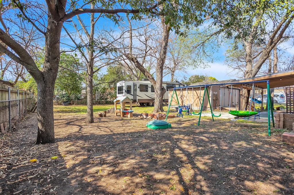 709 Hurstview Drive Property Photo 25