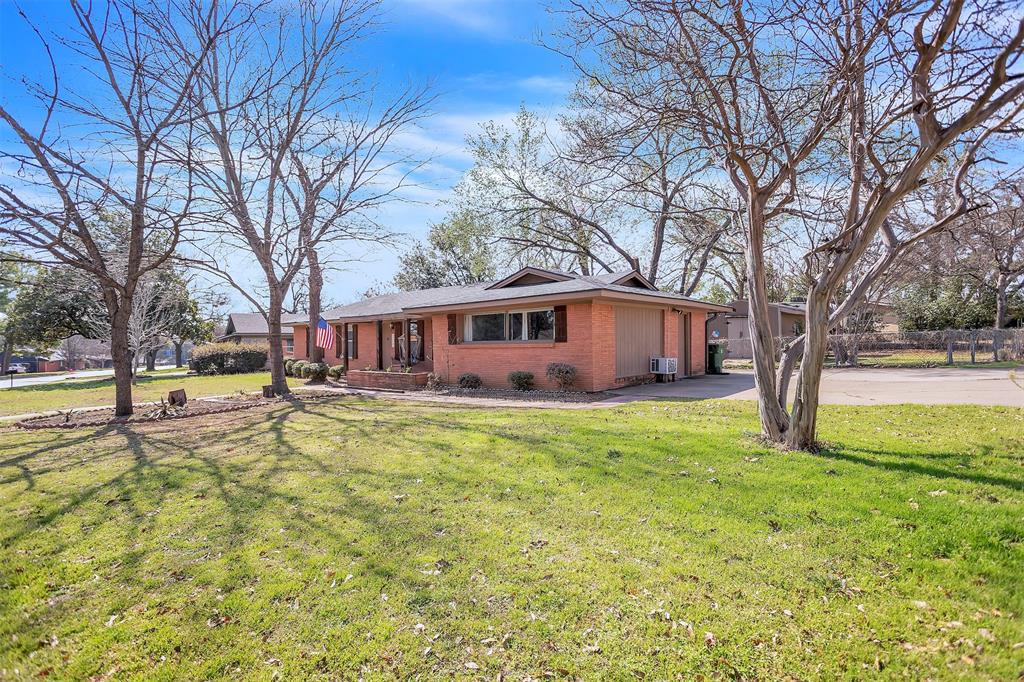709 Hurstview Drive Property Photo 27