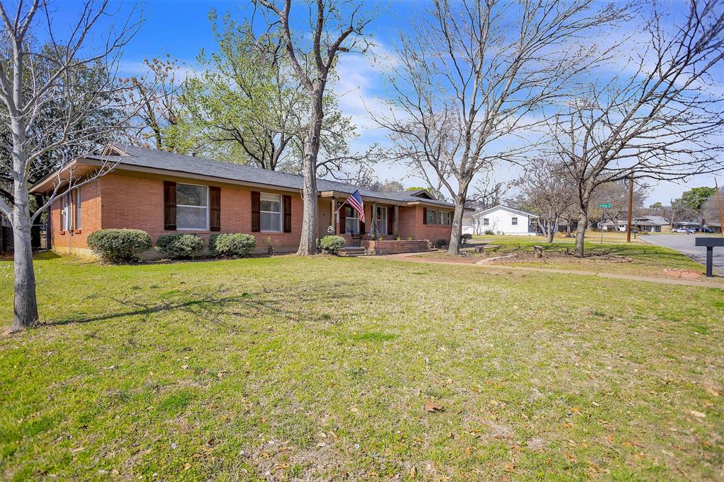 709 Hurstview Drive Property Photo 28