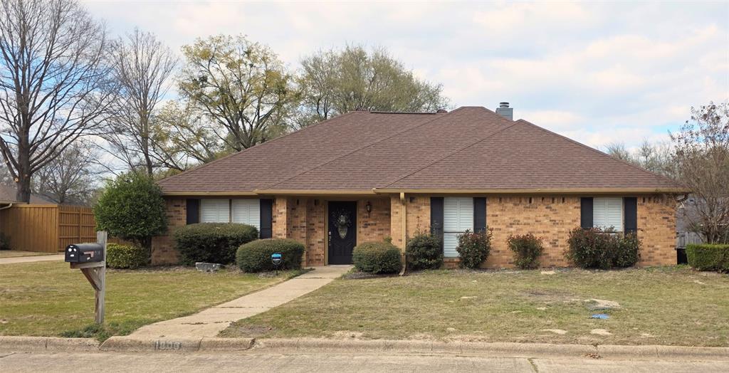 1806 Hogan Lane Property Photo 1