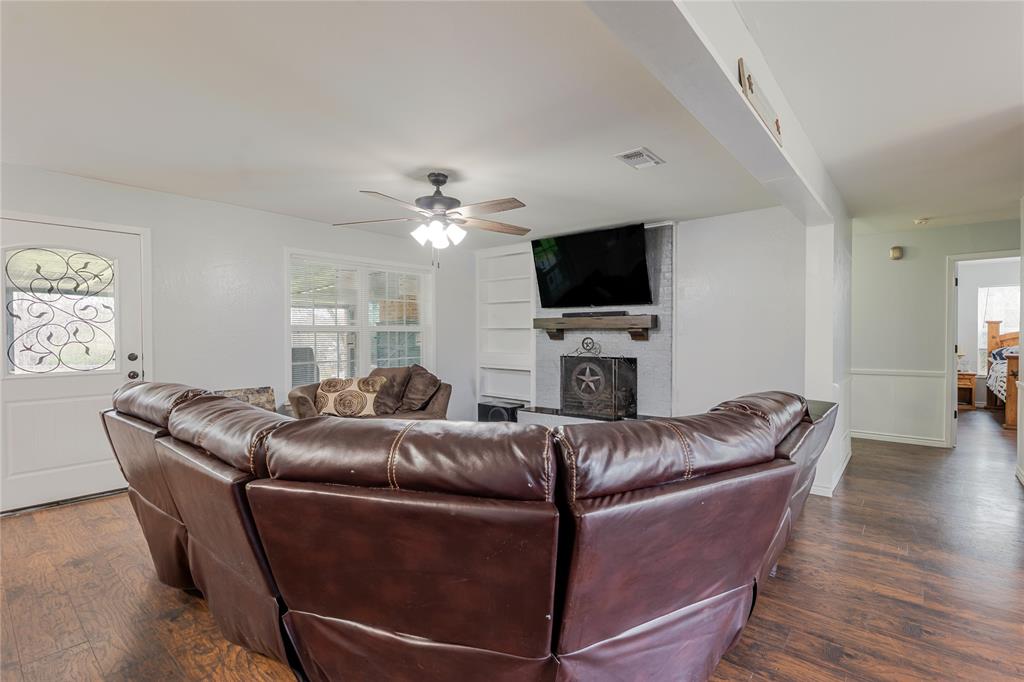 208 Yucca Drive Property Photo 8