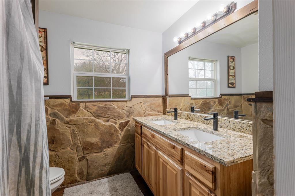 208 Yucca Drive Property Photo 19