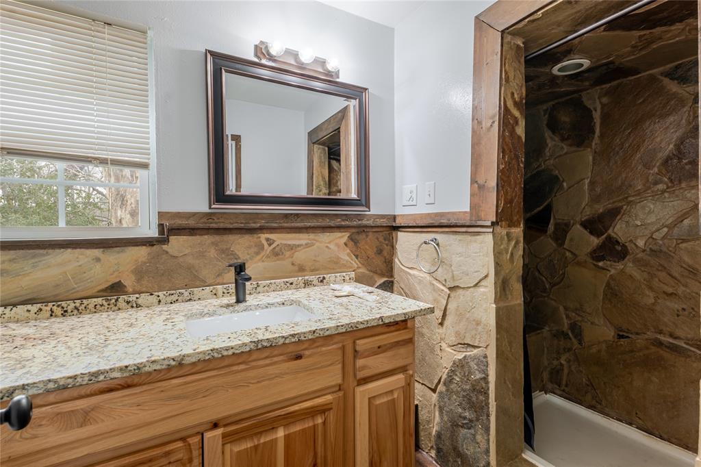 208 Yucca Drive Property Photo 24