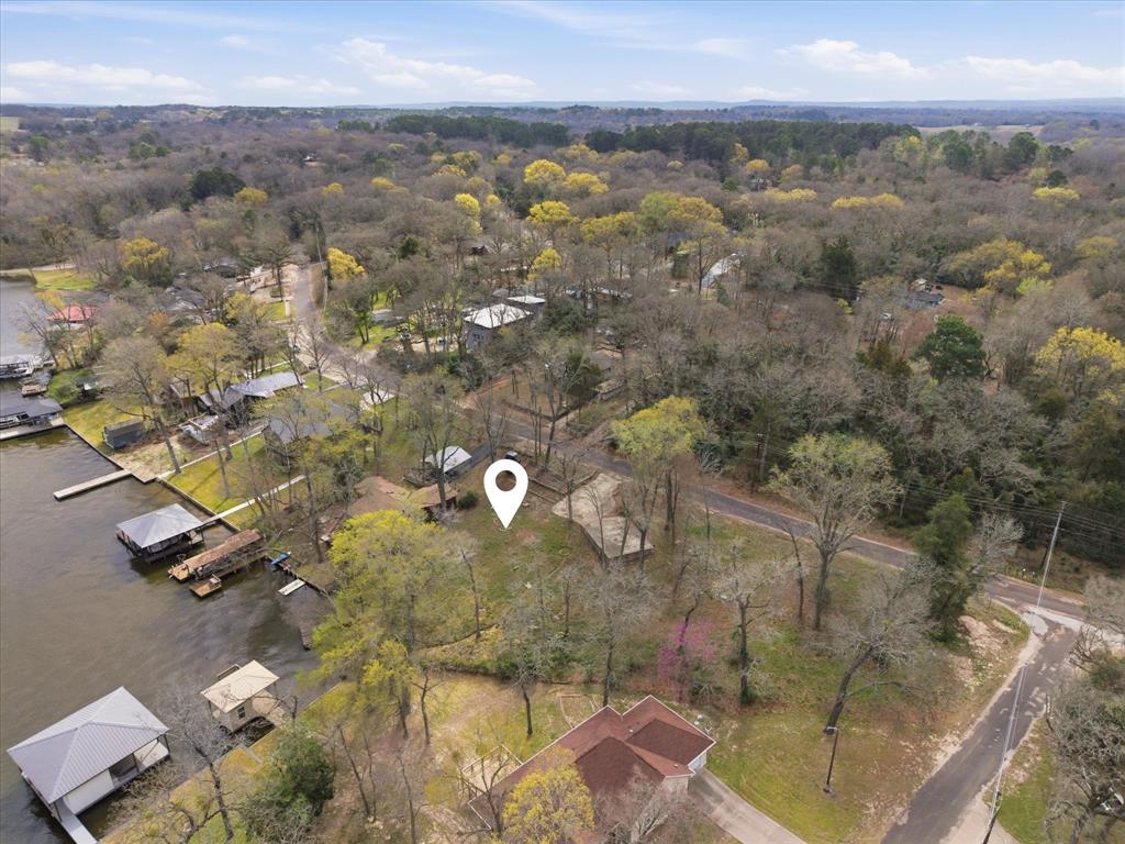 329 Callender Lake Drive Property Photo 10