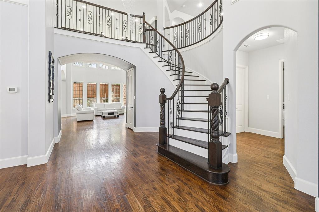 6616 Mountain Sky Road Property Photo 3