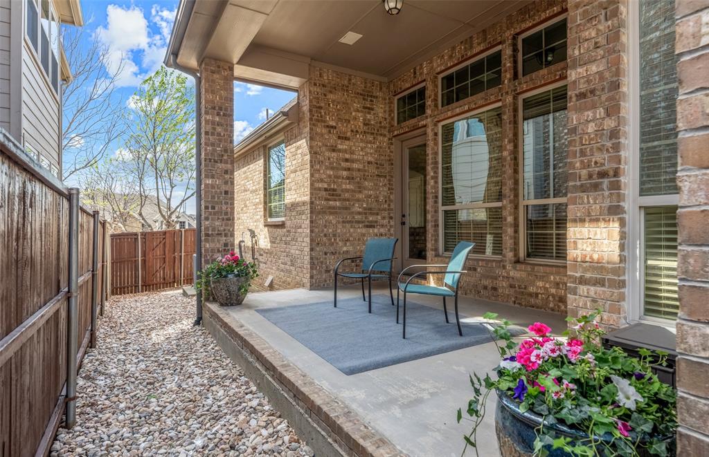 425 Adventurous Shield Drive Property Photo 31
