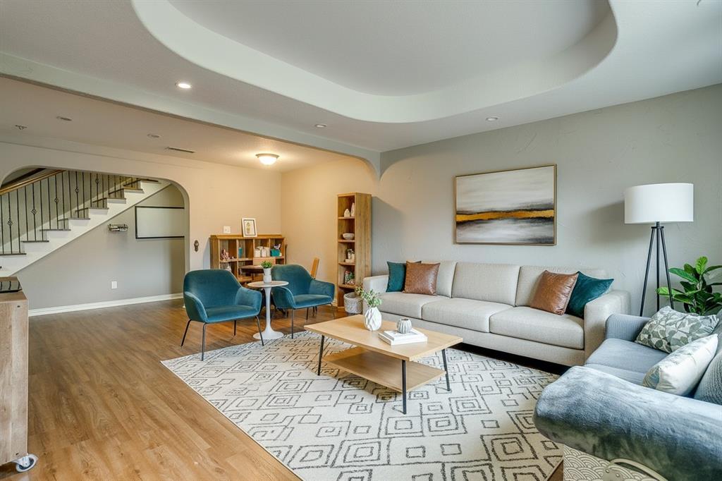 5305 Morley Avenue Property Photo 1