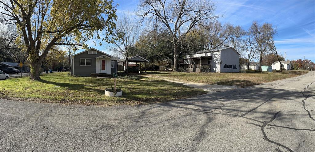 2931 S Barrett Avenue Property Photo 12