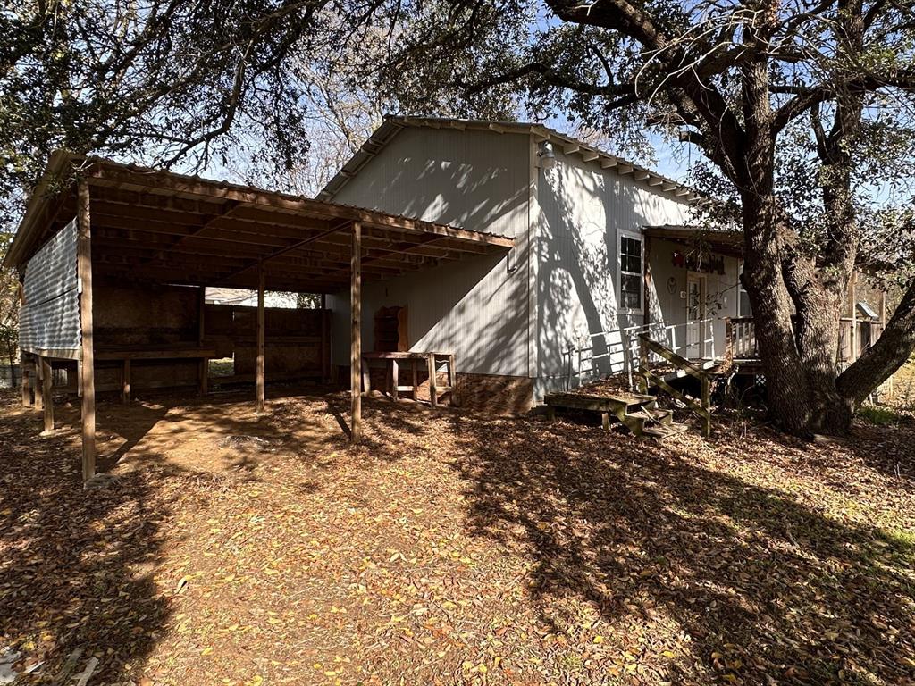 2931 S Barrett Avenue Property Photo 17