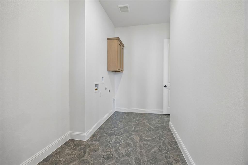 5013 Valley View Drive Property Photo 26