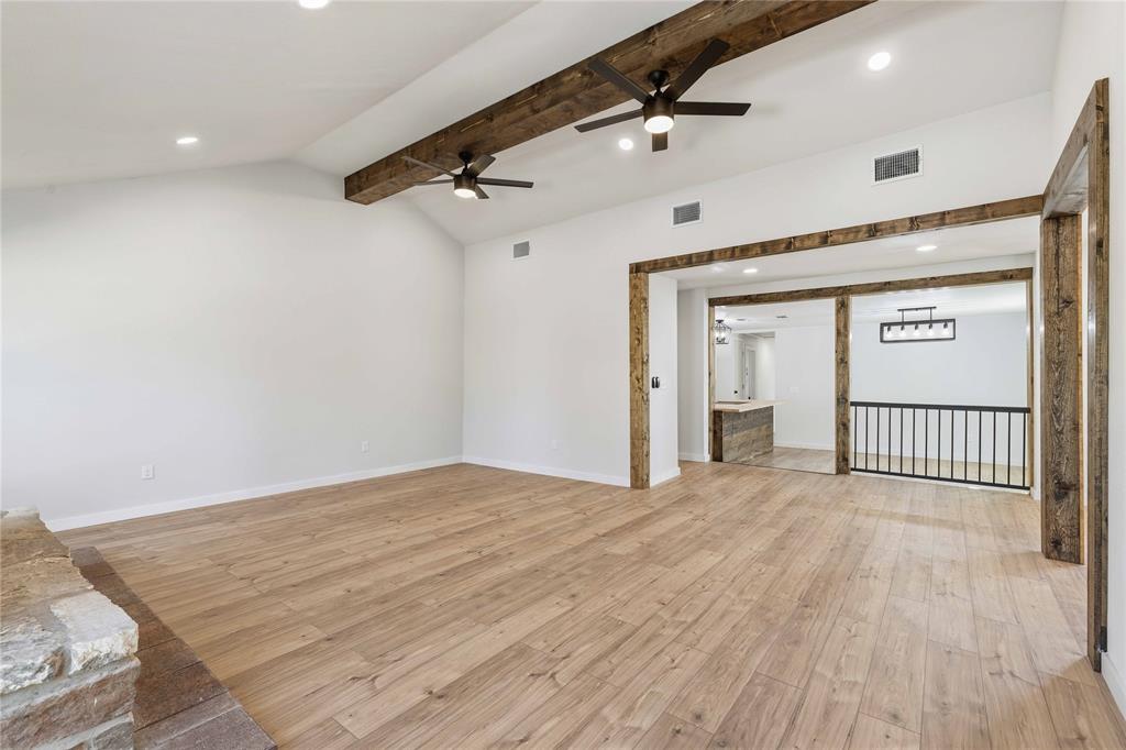 603 N Pearl Street Property Photo 8