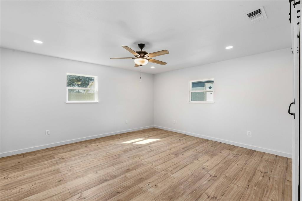 603 N Pearl Street Property Photo 22