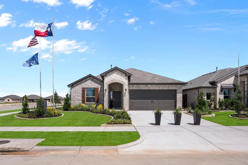 1808 Apache Circle Property Photo 3