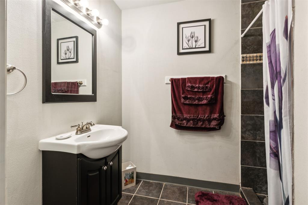 2109 Cooks Lane Property Photo 21