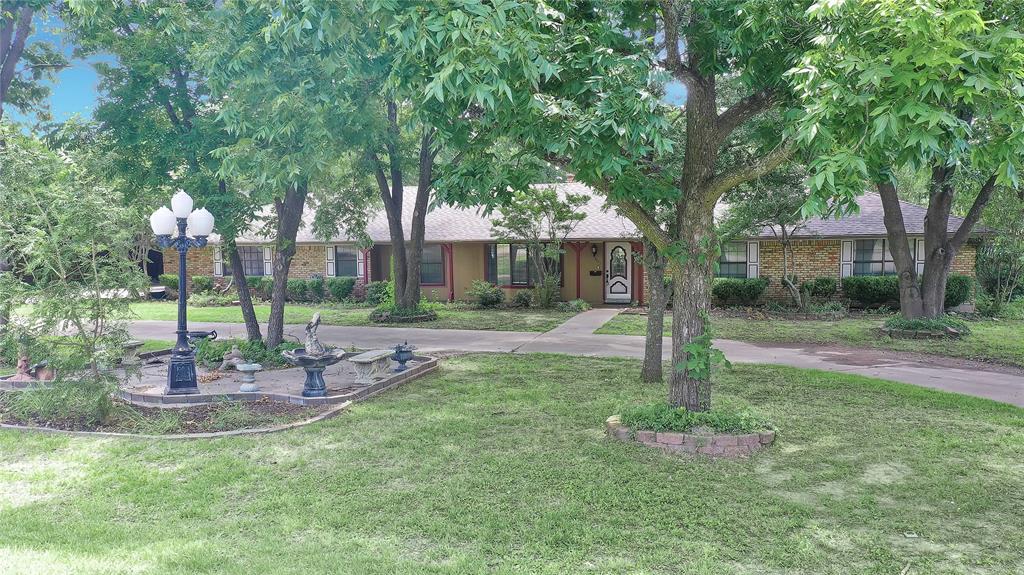 302 Wilcoxson Street