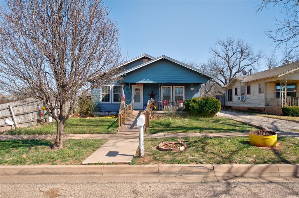 519 Santos Street Property Photo 1