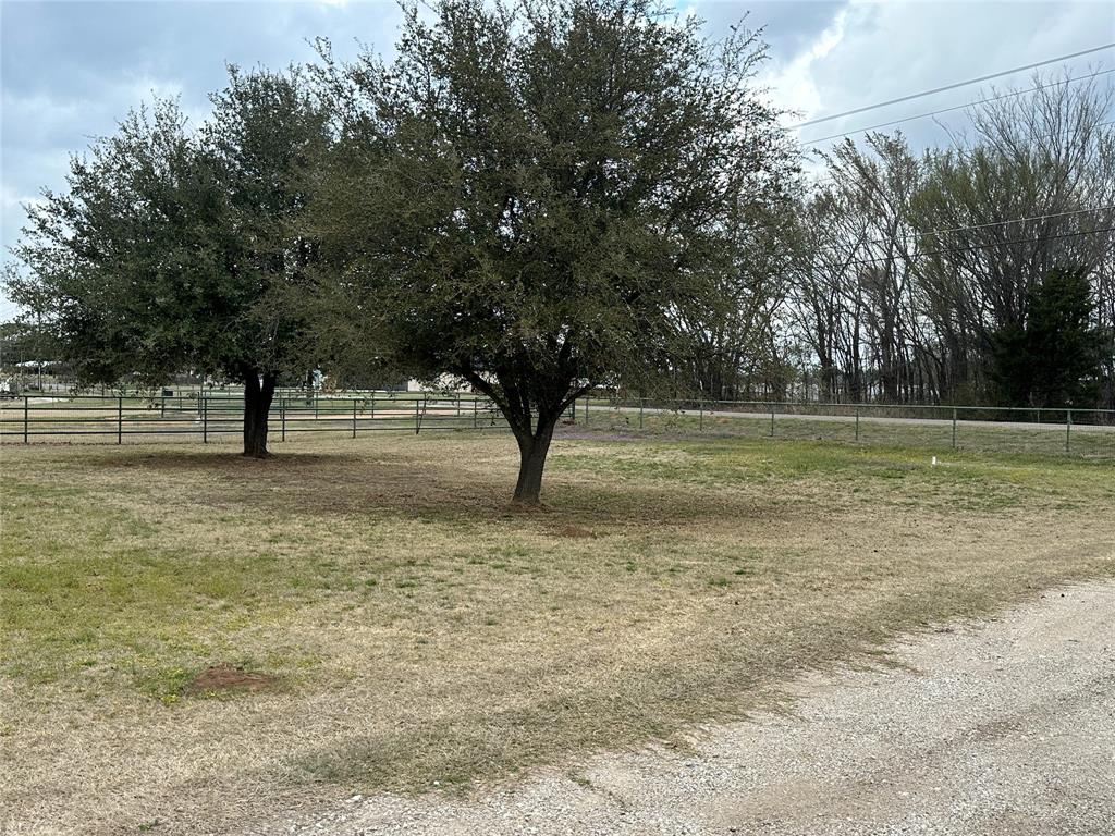 212 Rose Circle Property Photo 5