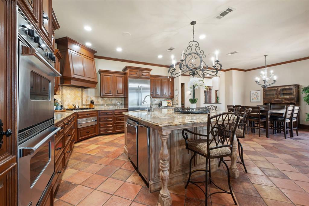 2454 W Sh 380 Property Photo 11