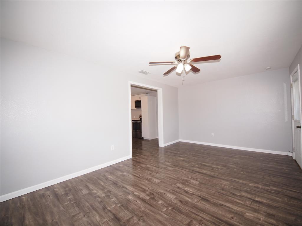 1327 Old Jacksboro Road Property Photo 9