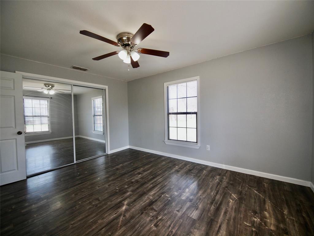 1327 Old Jacksboro Road Property Photo 11