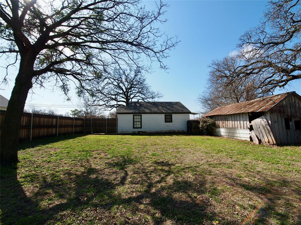 1327 Old Jacksboro Road Property Photo 23