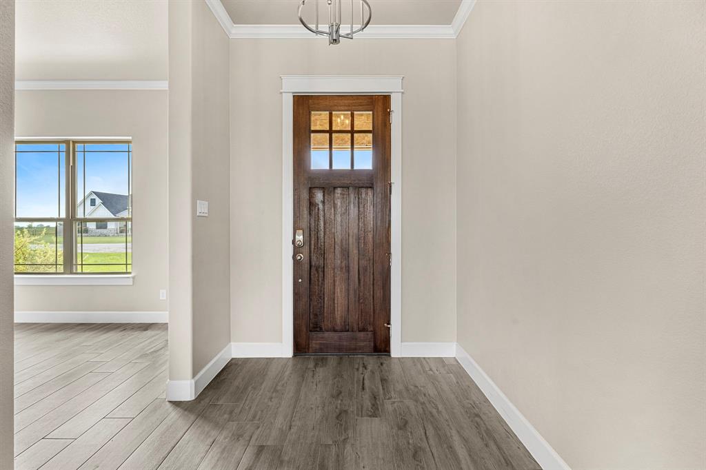 930 Inka Road Property Photo 4