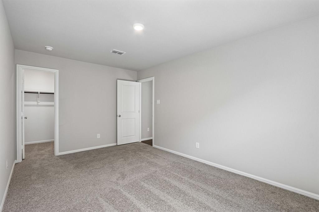 3300 Royal Forest Drive Property Photo 37