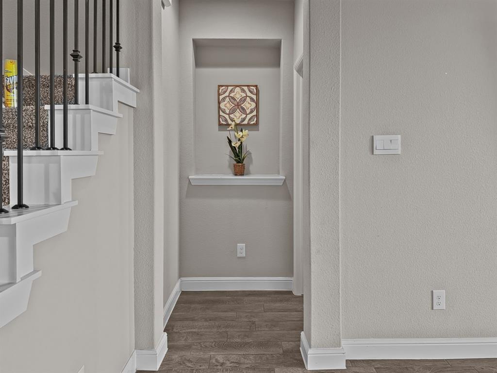 200 Tanager Drive Property Photo 10