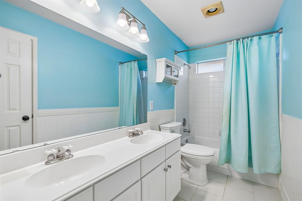 9612 Saint Annes Drive Property Photo 30
