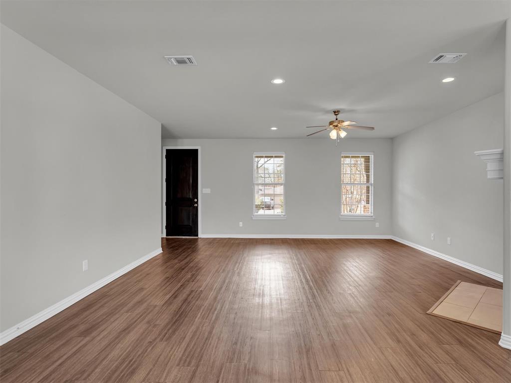 2811 W Washington Street Property Photo 12