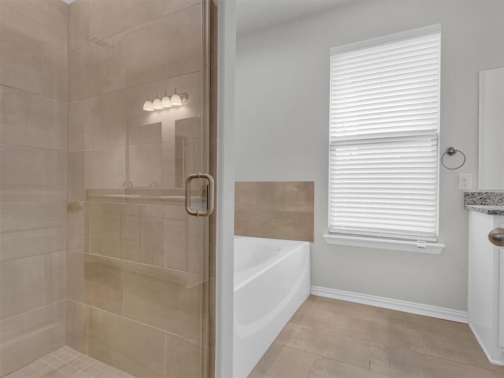 2811 W Washington Street Property Photo 18