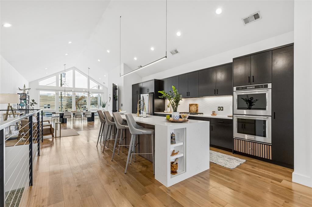 4404 Capitol Avenue Property Photo 1