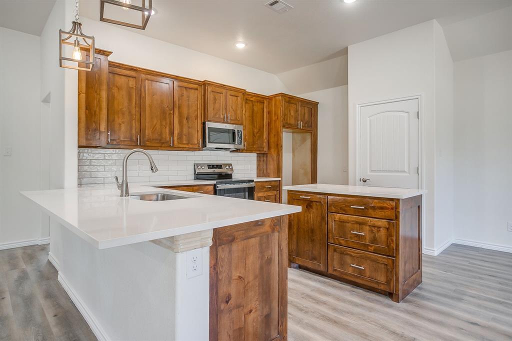 130 Abbott Avenue Property Photo 8