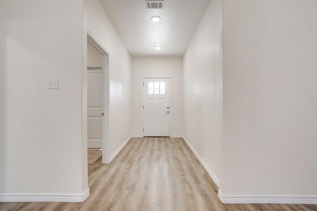 130 Abbott Avenue Property Photo 9