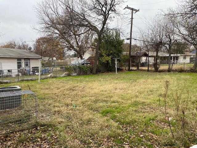 1502 N Pikeview Terrace Property Photo 2