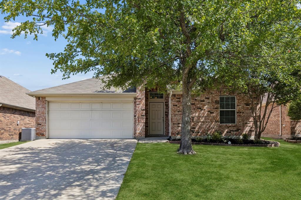891 Austin Lane Property Photo 1
